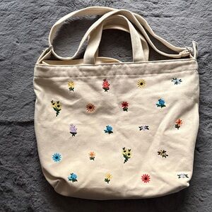 Baggu Floral Embroidered Cream Tote Bag